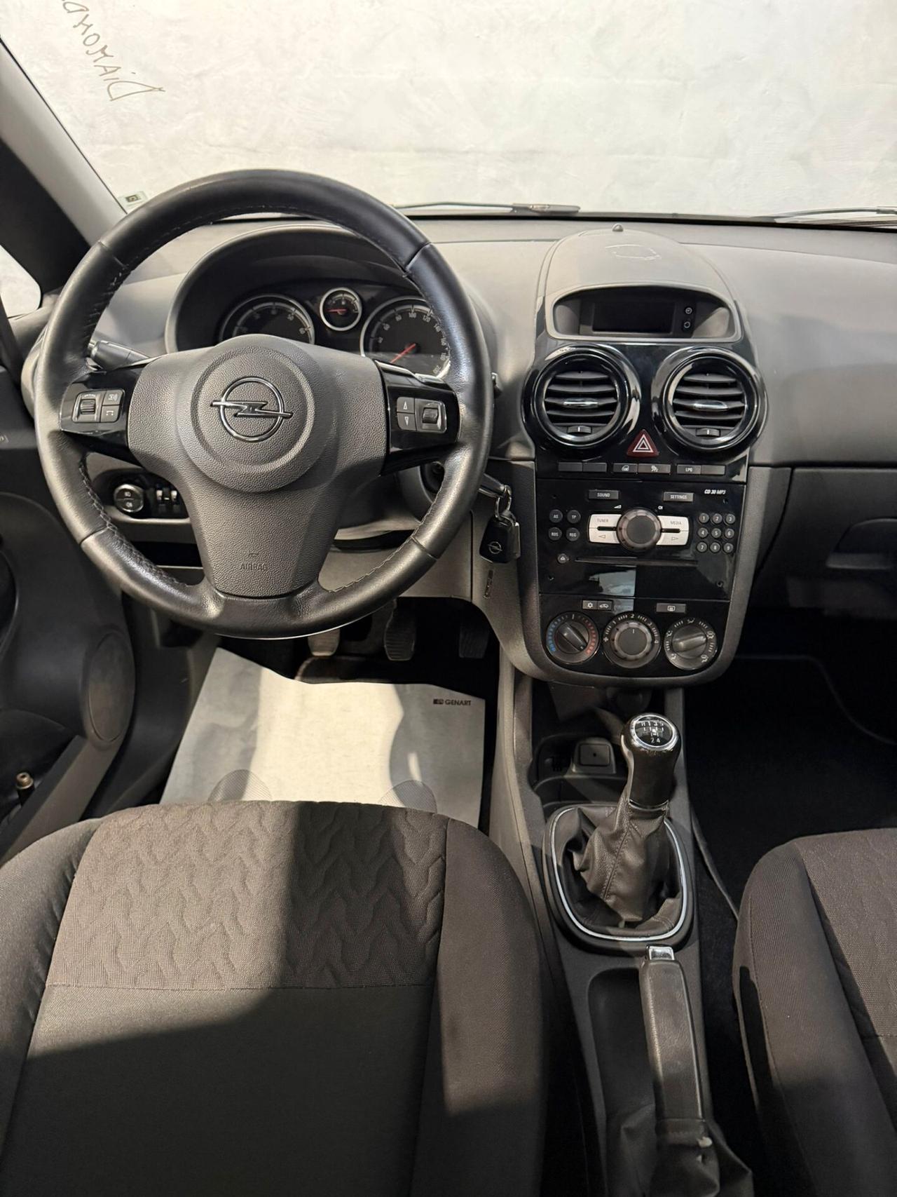 Opel Corsa 1.2 85CV 5 porte GPL-TECH Edition