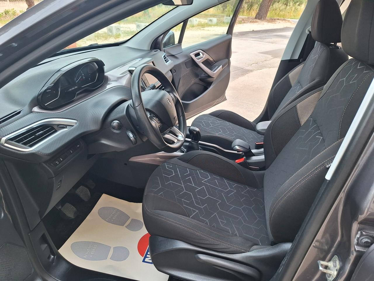 Peugeot 2008 1.4 HDi 68CV ALLURE NAVI 2014