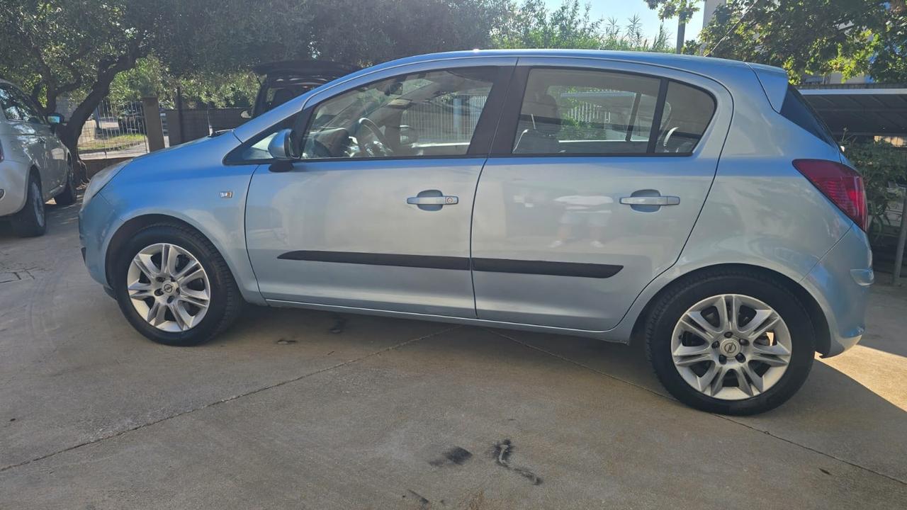 Opel Corsa 1.7 CDTI 130CV 5 porte Cosmo