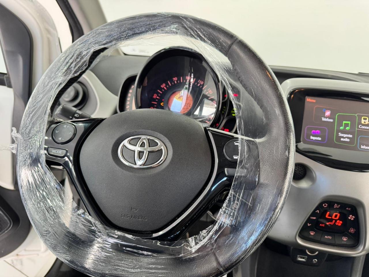 Toyota Aygo 1.0 VVT-i 69 CV 5 porte -TELECAMERA-GARANTITA-2017