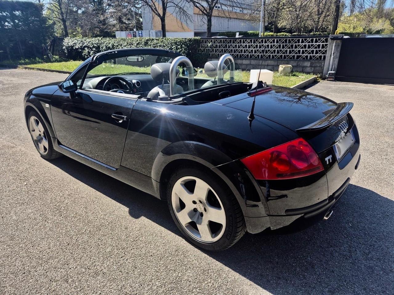 Audi TT Roadster 1.8 T 20V 179 CV cat