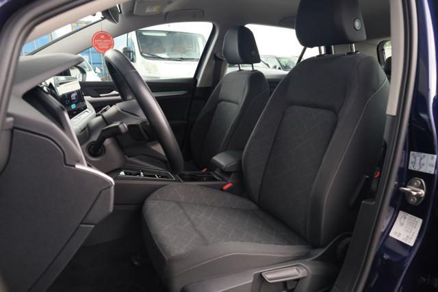 VOLKSWAGEN Golf 1.0 eTSI EVO DSG Life