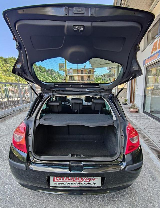 RENAULT Clio III 1.5 dCi Diesel IENE