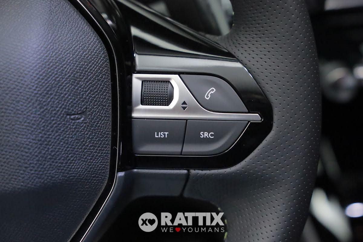 Peugeot 208 1.2 Hybrid 136CV GT e-dcs 6