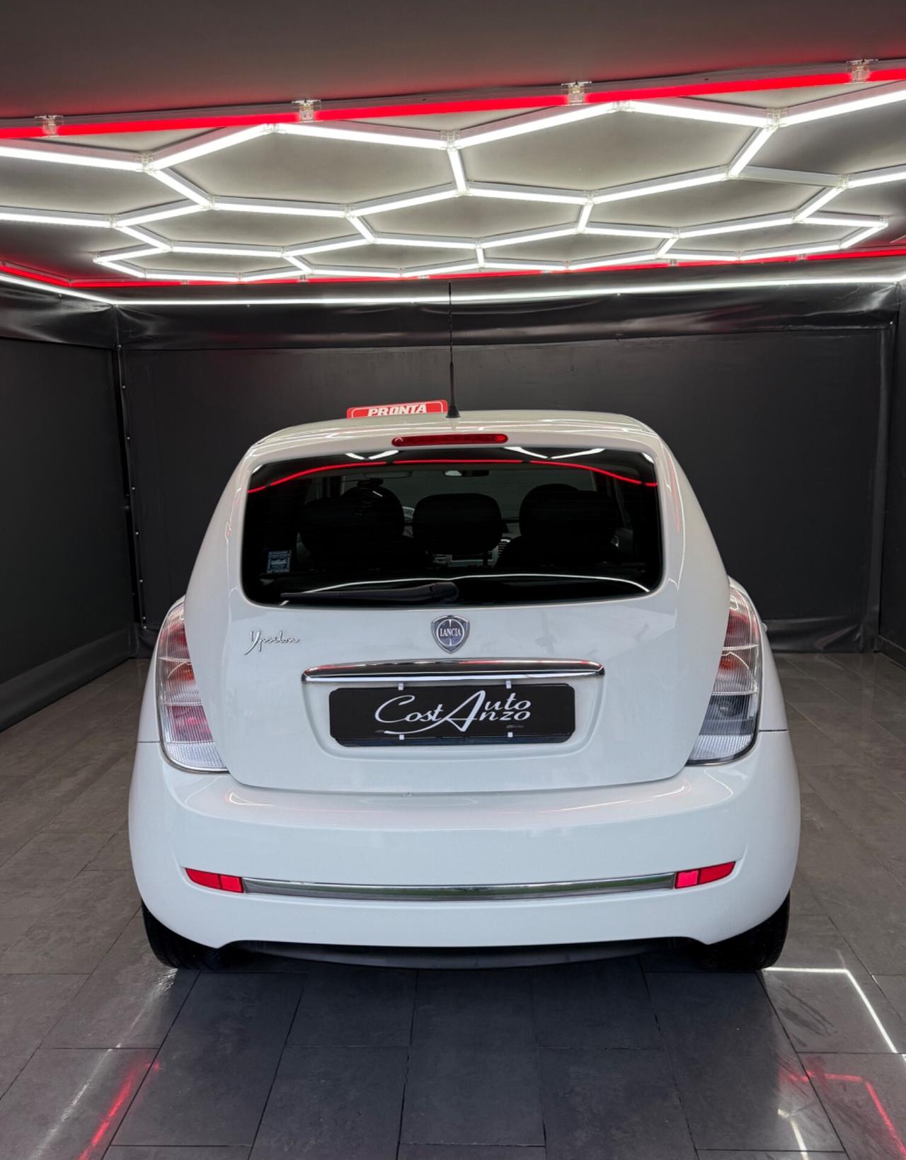 Lancia Ypsilon 1.3 Multijet 75 CV Unyca 2012