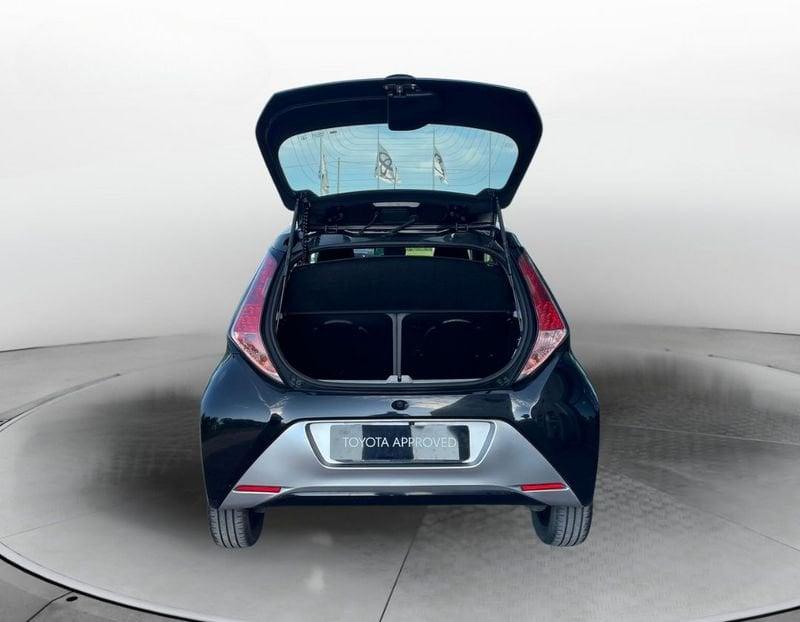Toyota Aygo Aygo 1.0 VVT-i 69 CV 3 porte x-clusiv