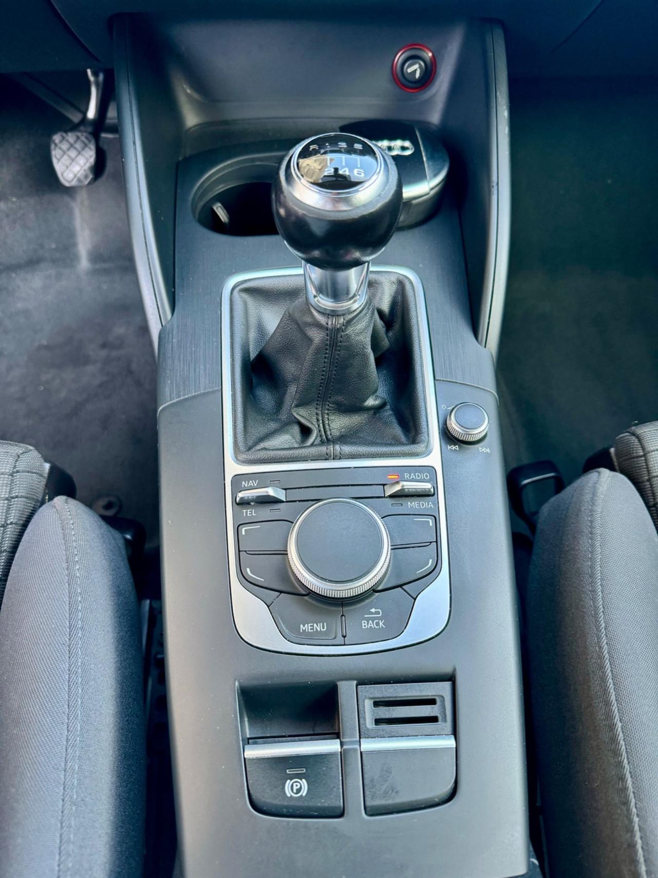 Audi A3 SPB 1.4 TFSI g-tron Ambiente acc permute