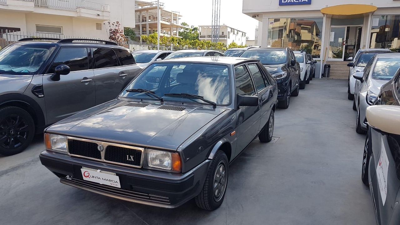 LANCIA Delta 1.3 75 cv LX - UNIPRO/ 26.000 KM !!!