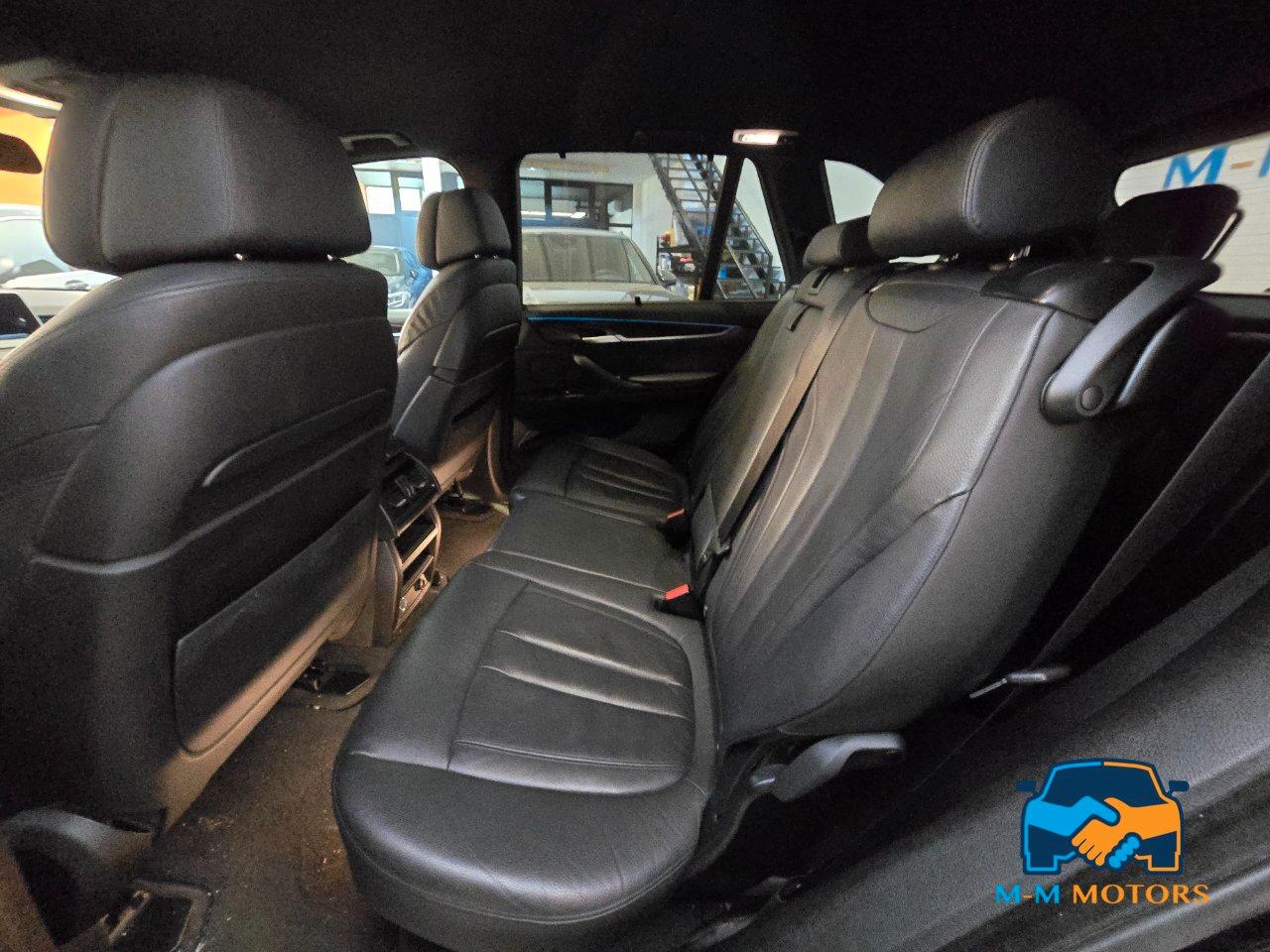 BMW X5 xdrive25d Luxury 218cv auto 7 POSTI