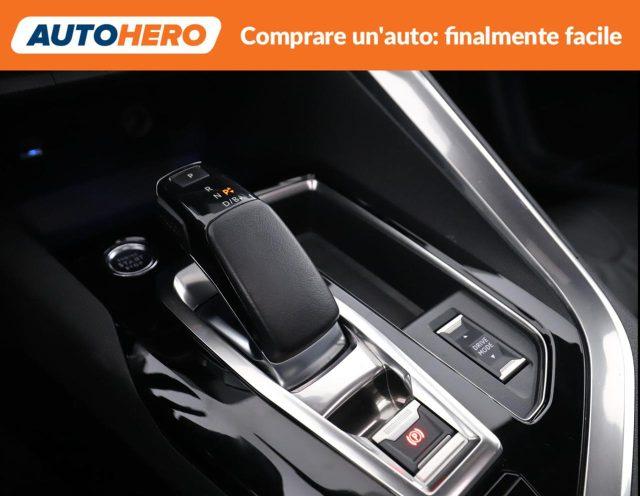 PEUGEOT 3008 Hybrid4 300 e-EAT8 GT