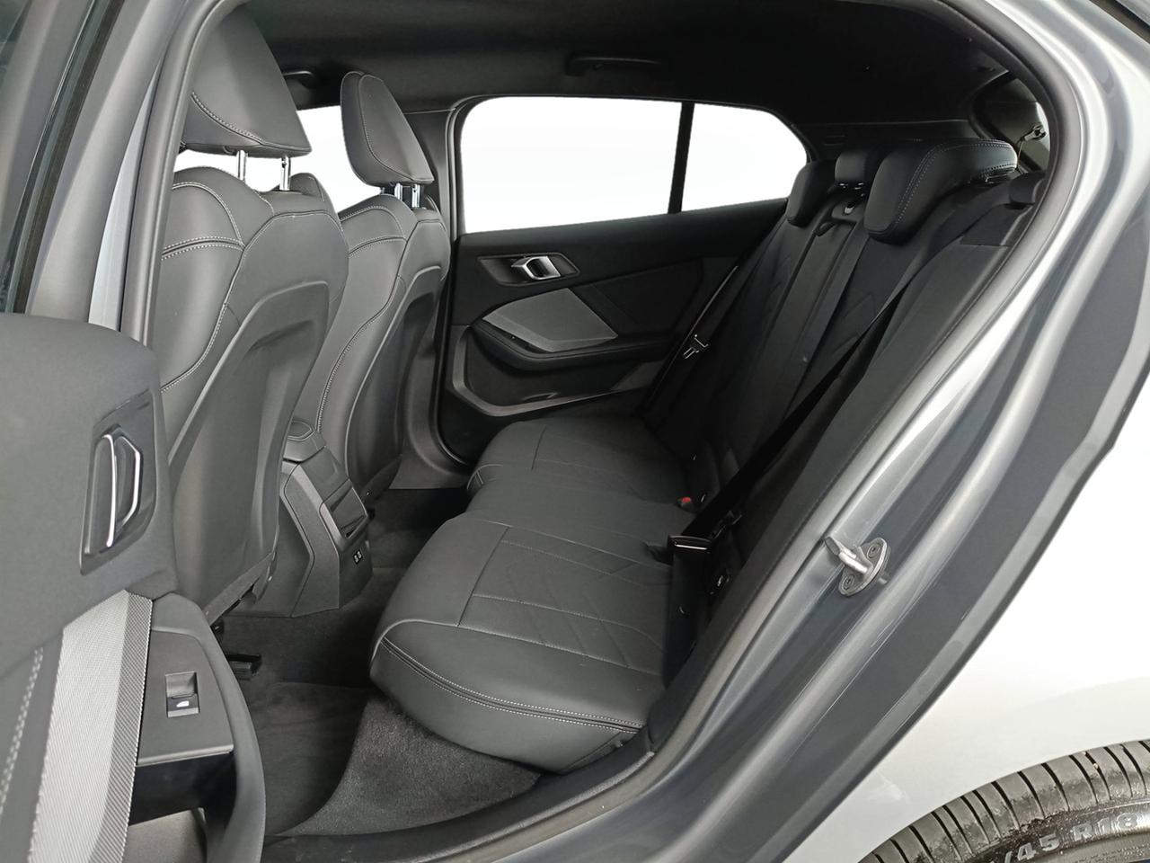 BMW Serie 1 F70 - 120 48V MSport auto