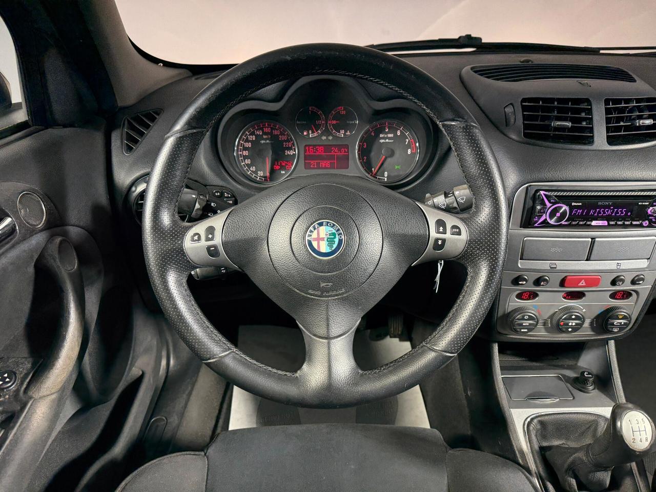 Alfa Romeo 147 1.6 16V TS 5 porte Exclusive NEOPATENTATI