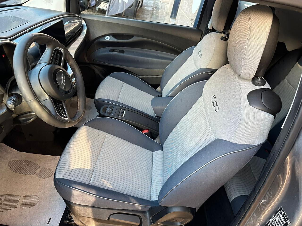 Fiat 500 3più 1 42 kWh icon