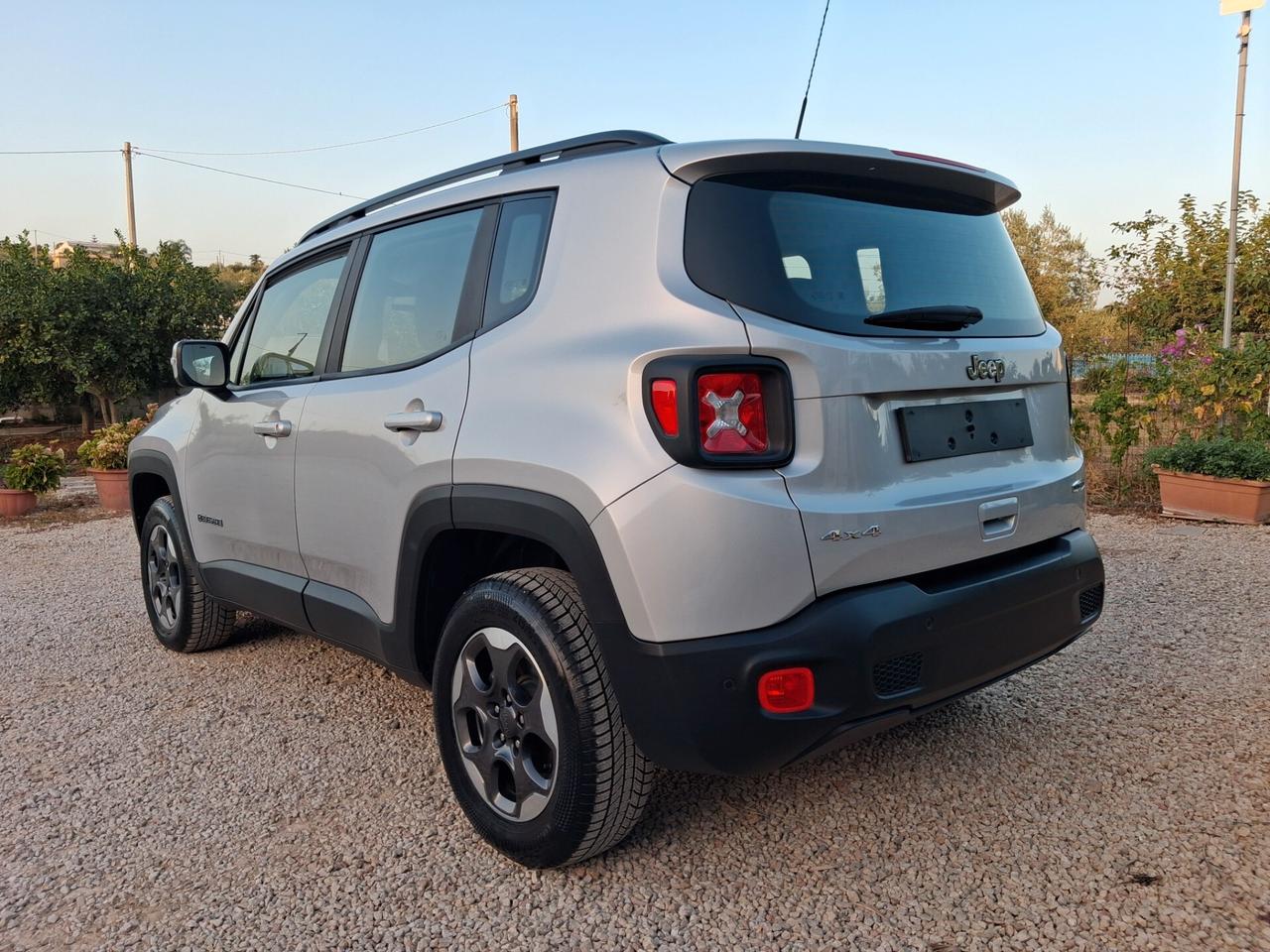 Jeep Renegade 2.0 Mjt 140CV 4WD Longitude 2018
