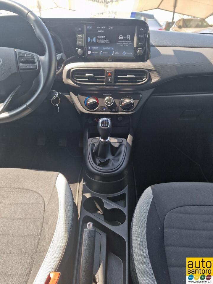 HYUNDAI I10 1.0 TECH + CONNECT PACK