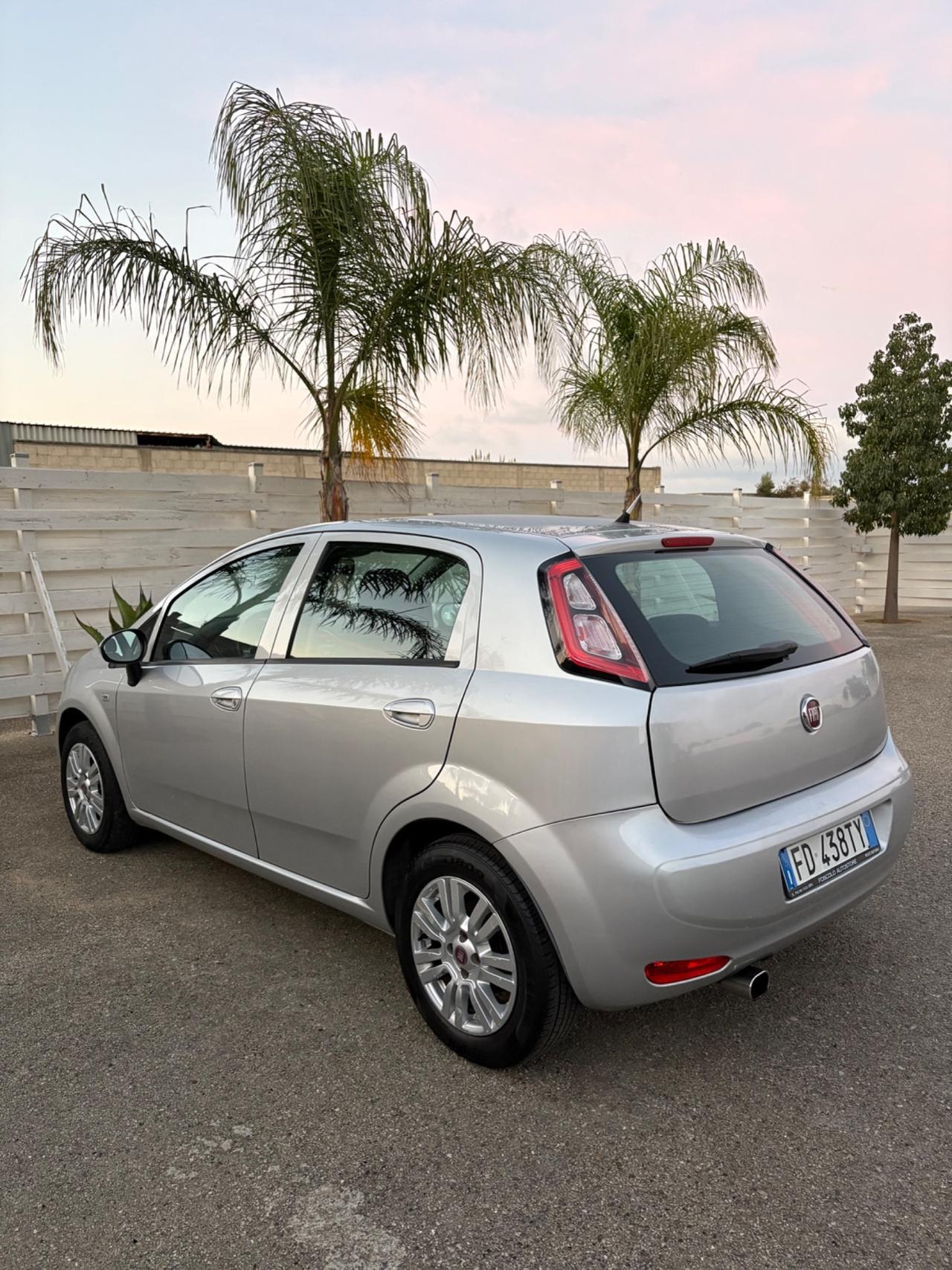 Fiat Punto 1.2 benzina GPL GIÀ RINNOVATO TAGLIANDO ESEGUITO