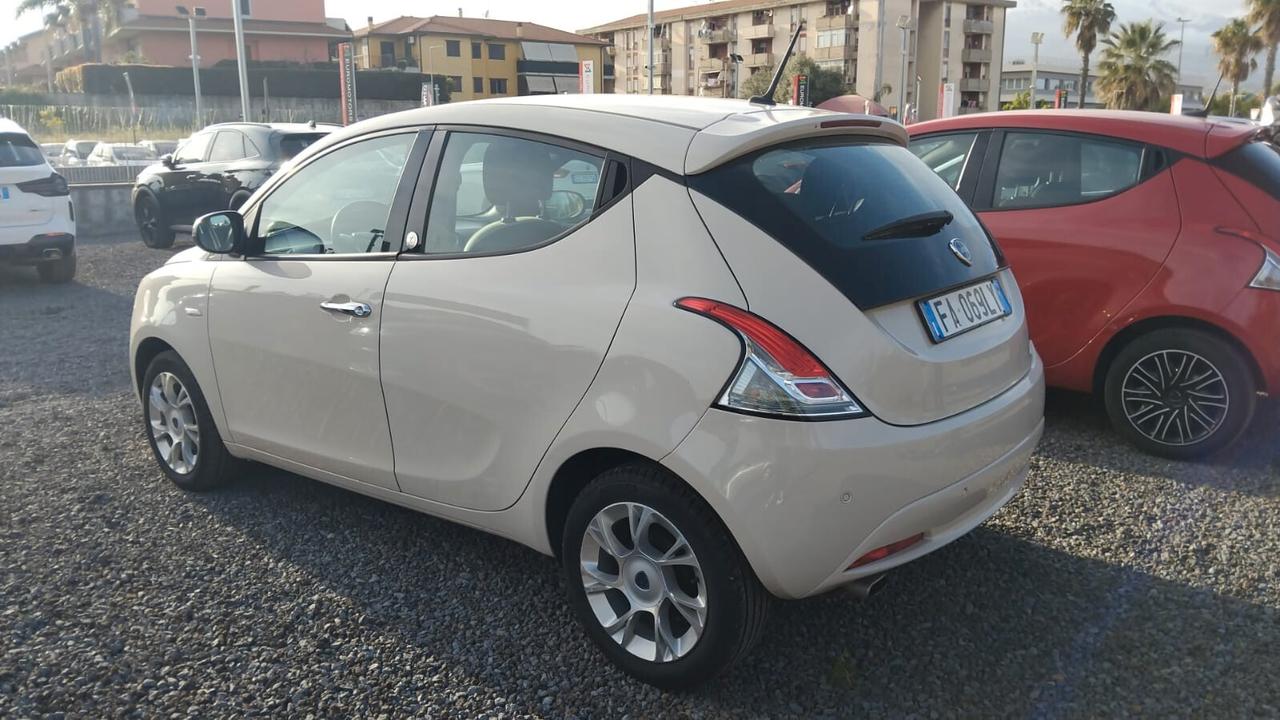 Lancia Ypsilon 1.3 MJT 16V 95 CV 5 porte S&S Gold