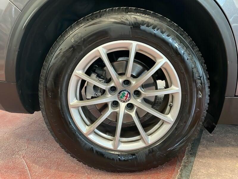 Alfa Romeo Stelvio 2.2 Turbo Diesel 190CV AT8 Q4 Business