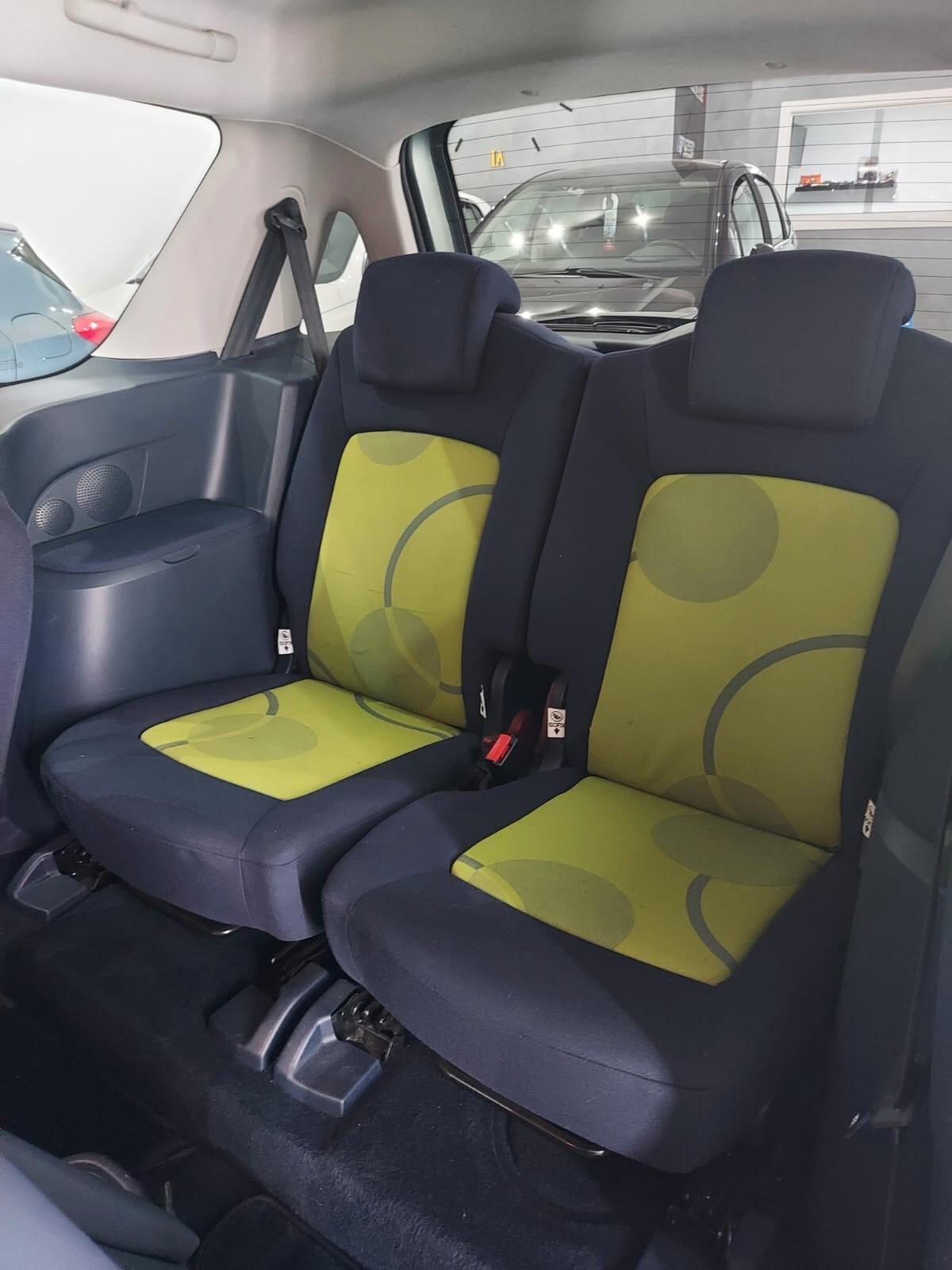 Peugeot 1007 1.6 Sporty 2Tronic