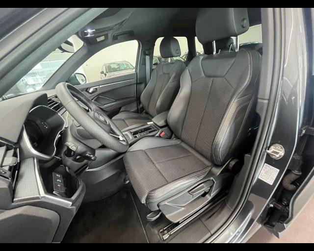 AUDI Q3 II 2018 35 2.0 tdi S line edition s-tronic