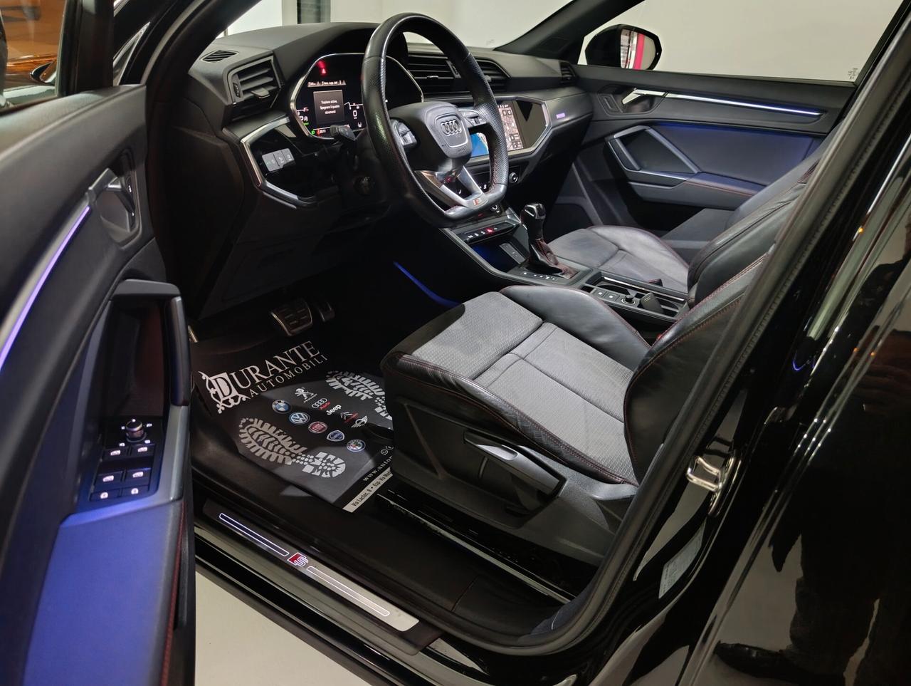 Audi Q3 35 TDI S tronic Identity Black