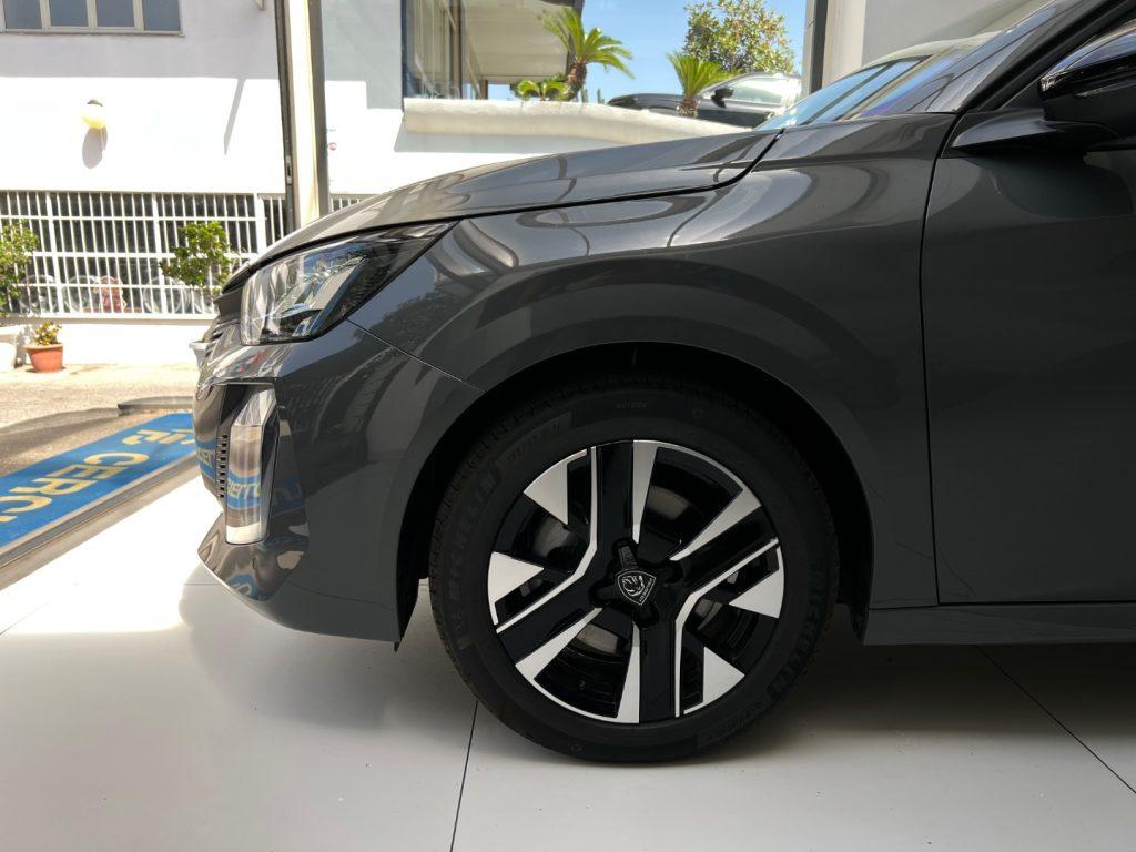 Peugeot 208 Allure Hybrid 110 e-DCS6 auto tua da €230,00 ant.0