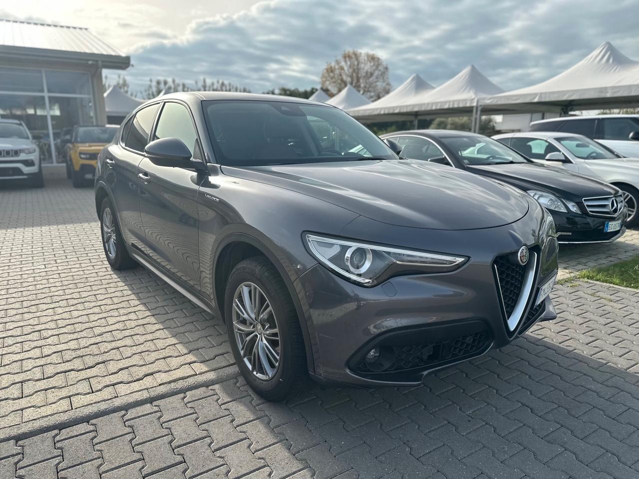 Alfa Romeo Stelvio 2.2 Turbodiesel 210 CV AT8 Q4 Super