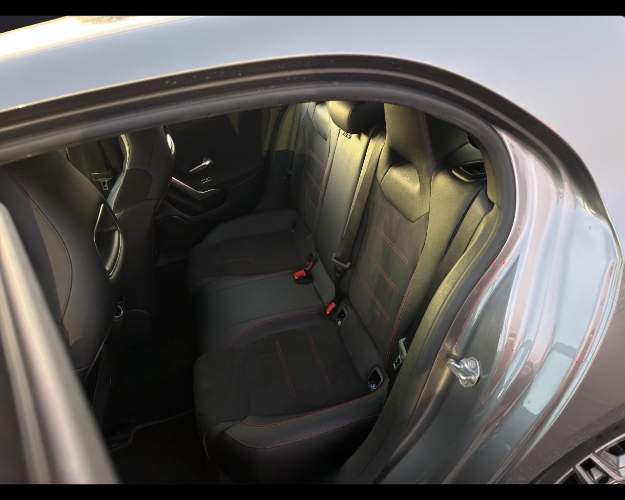 Mercedes-Benz Classe A (W177) - A 200 d Automatic Premium