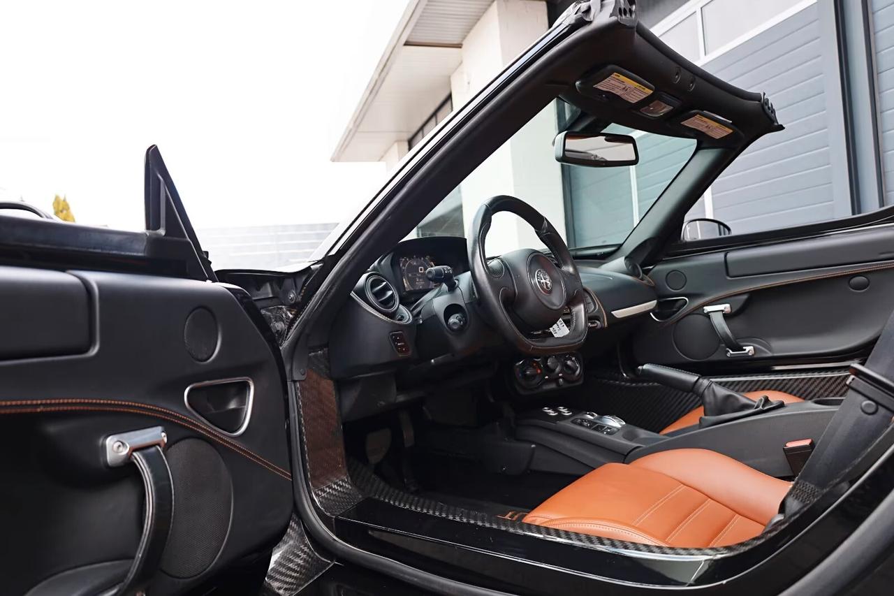Alfa Romeo 4C 1750 TBi Spider FULL CARBON/ALPINE/RETROCAMERA
