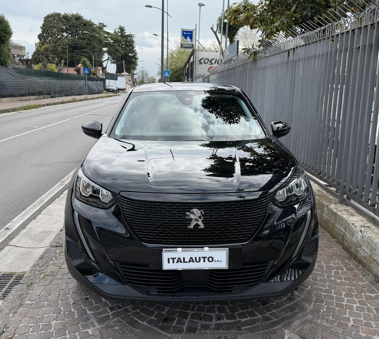 Peugeot 2008 PureTech 130 S&S EAT8 Active Pack