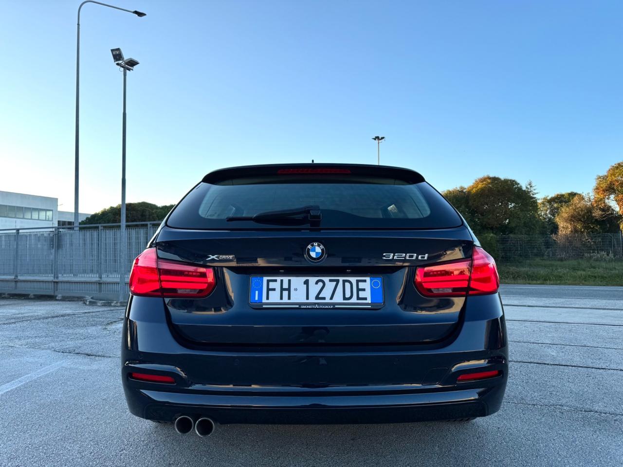 BMW 320d Automatic Touring XDrive - Navi 17