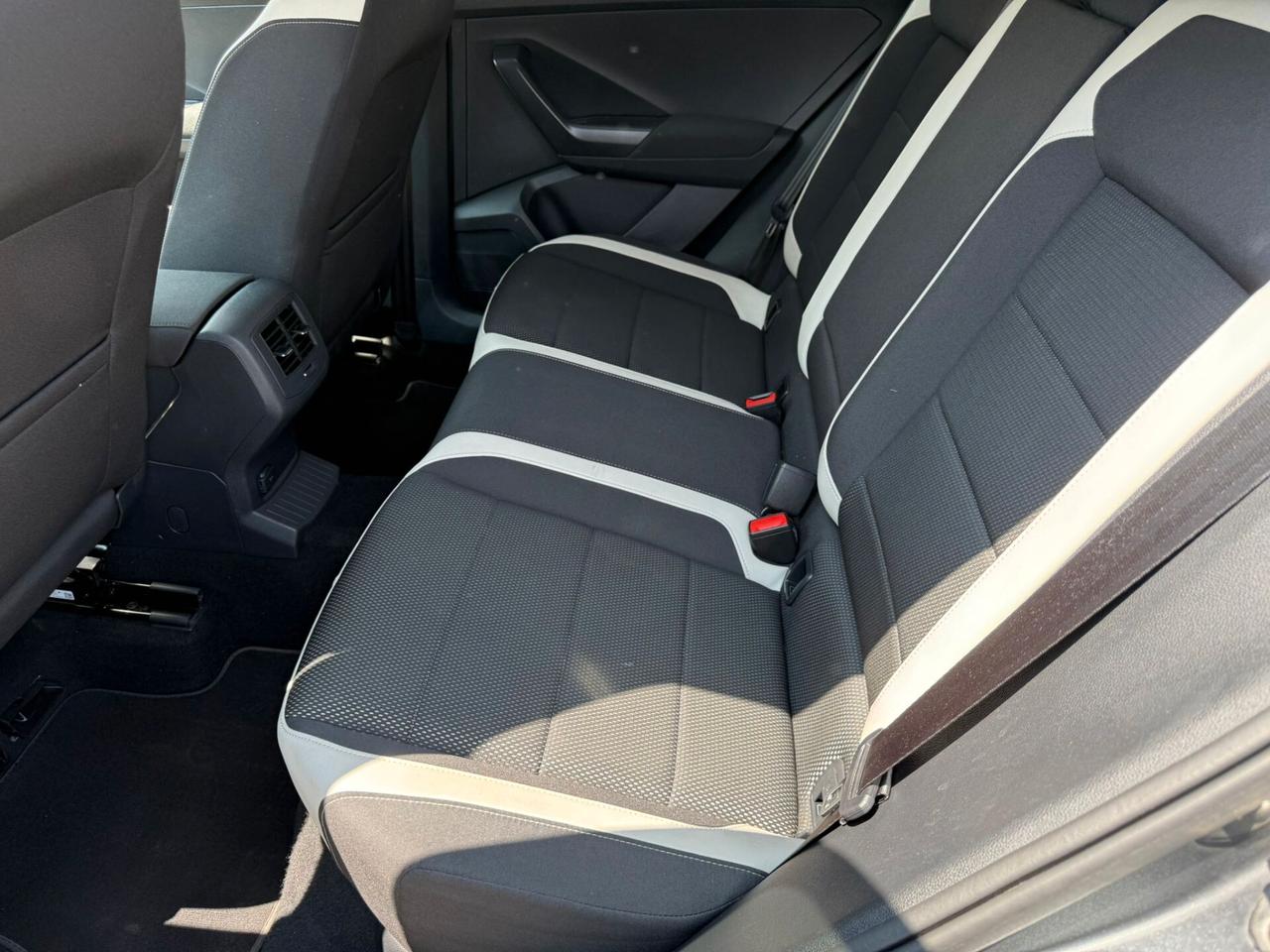 Volkswagen T-Roc 1.6 TDI SCR Advanced BlueMotion Technology