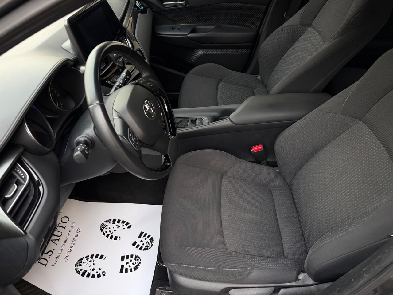 Toyota C-HR 1.8 Hybrid E-CVT Lounge