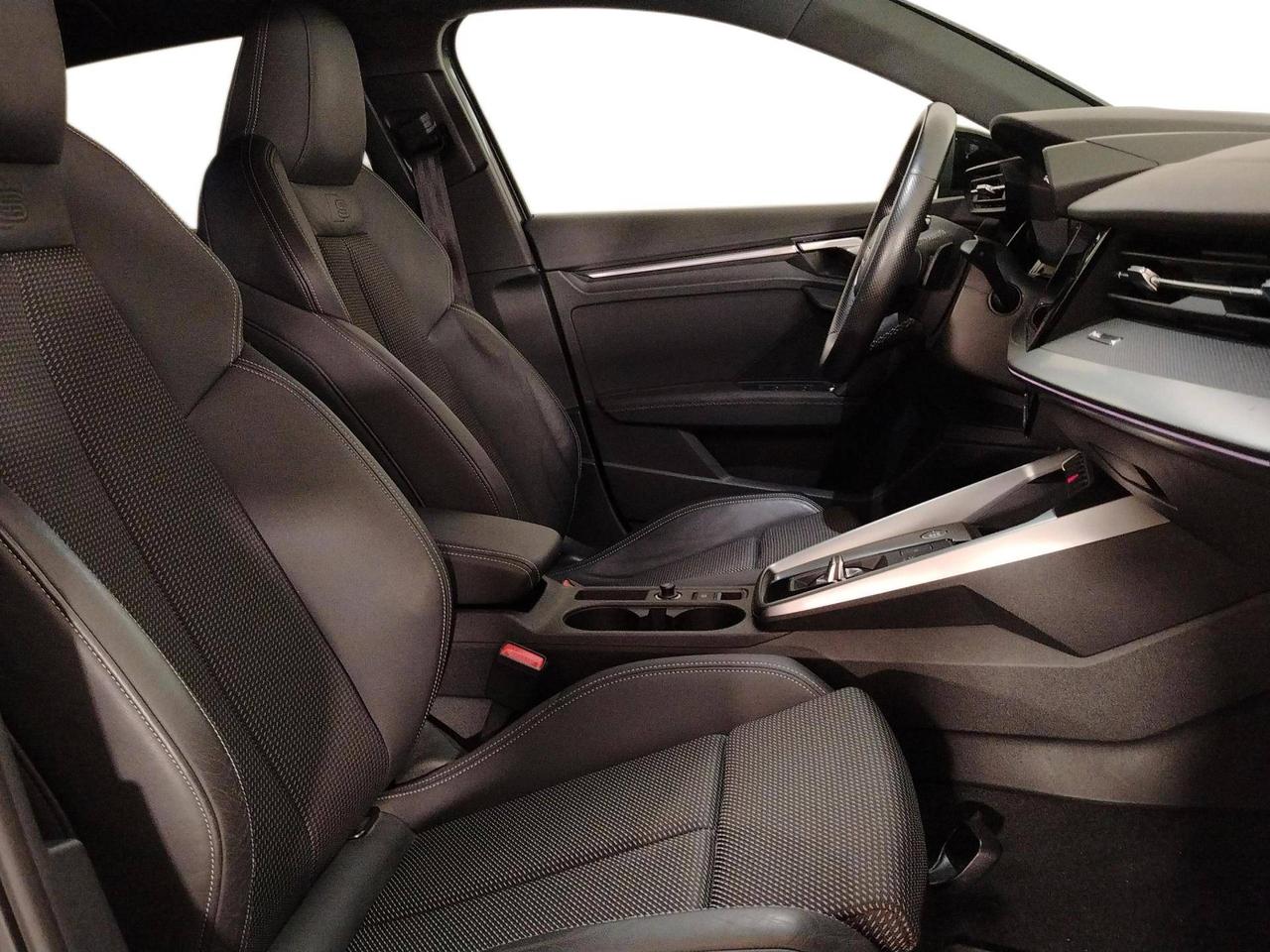 Audi A3 Sportback 35 2.0 tdi S line Edition