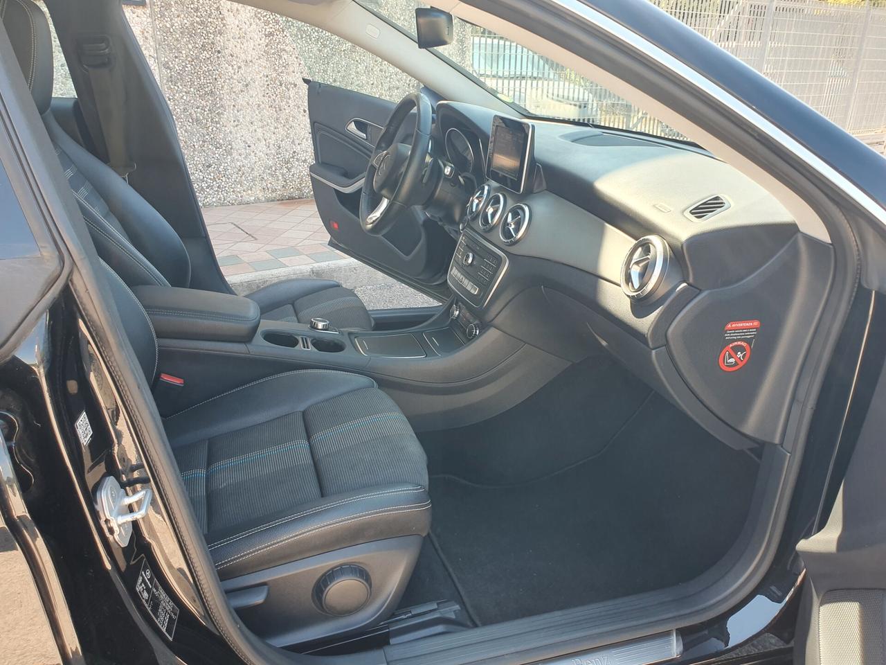 Mercedes-benz CLA 200 d Sport