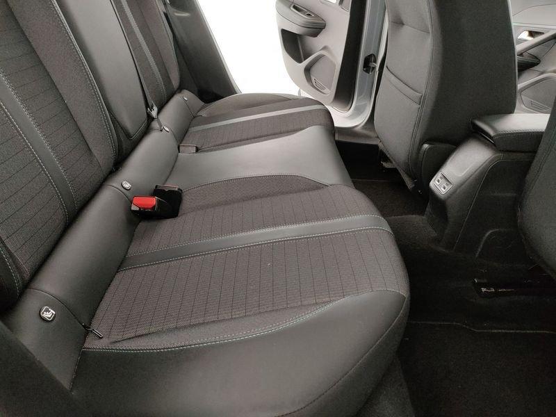 Peugeot 2008 2008 BlueHDi 130 S&S EAT8 Allure Pack