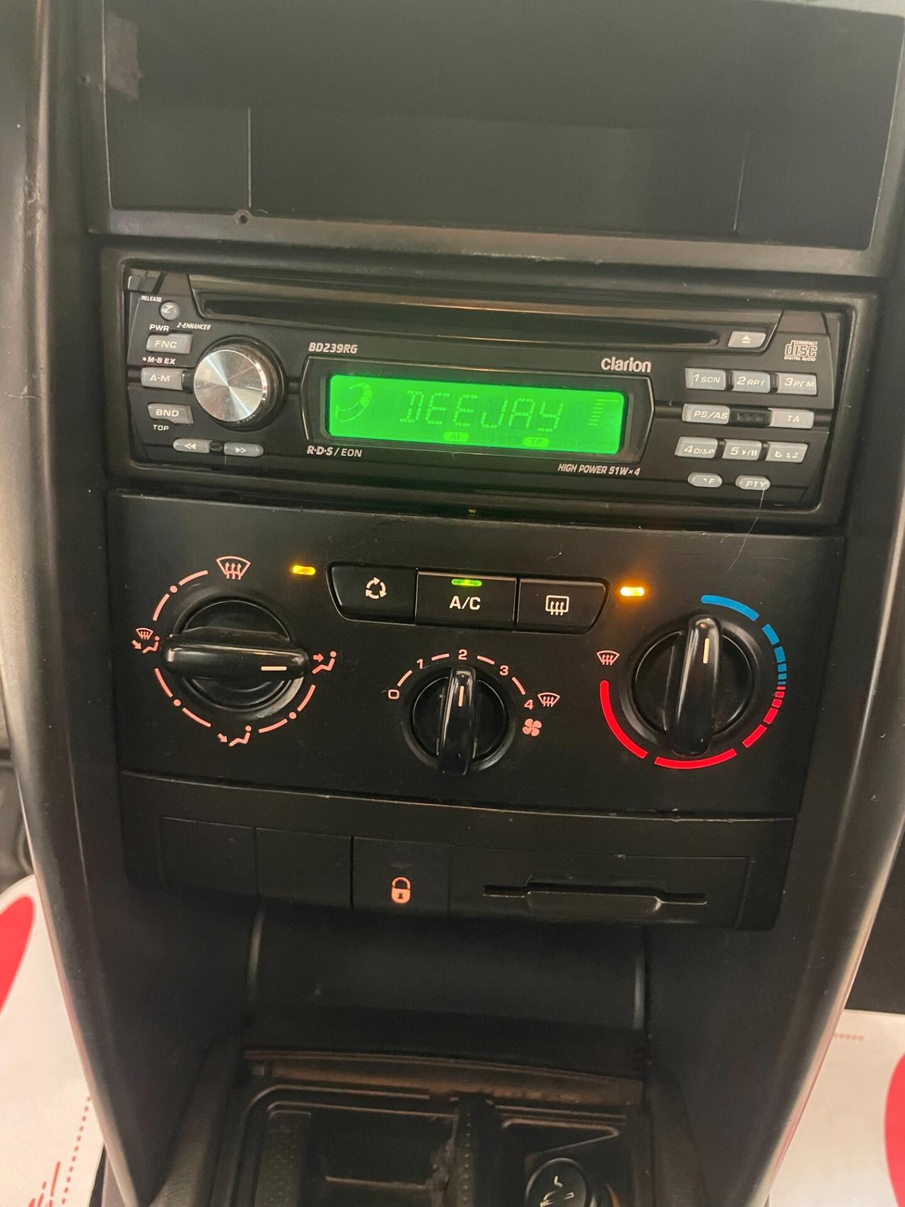 Peugeot 207 1.4 HDi 70CV X Line FULL TAGLIAND NEOPATENTATI