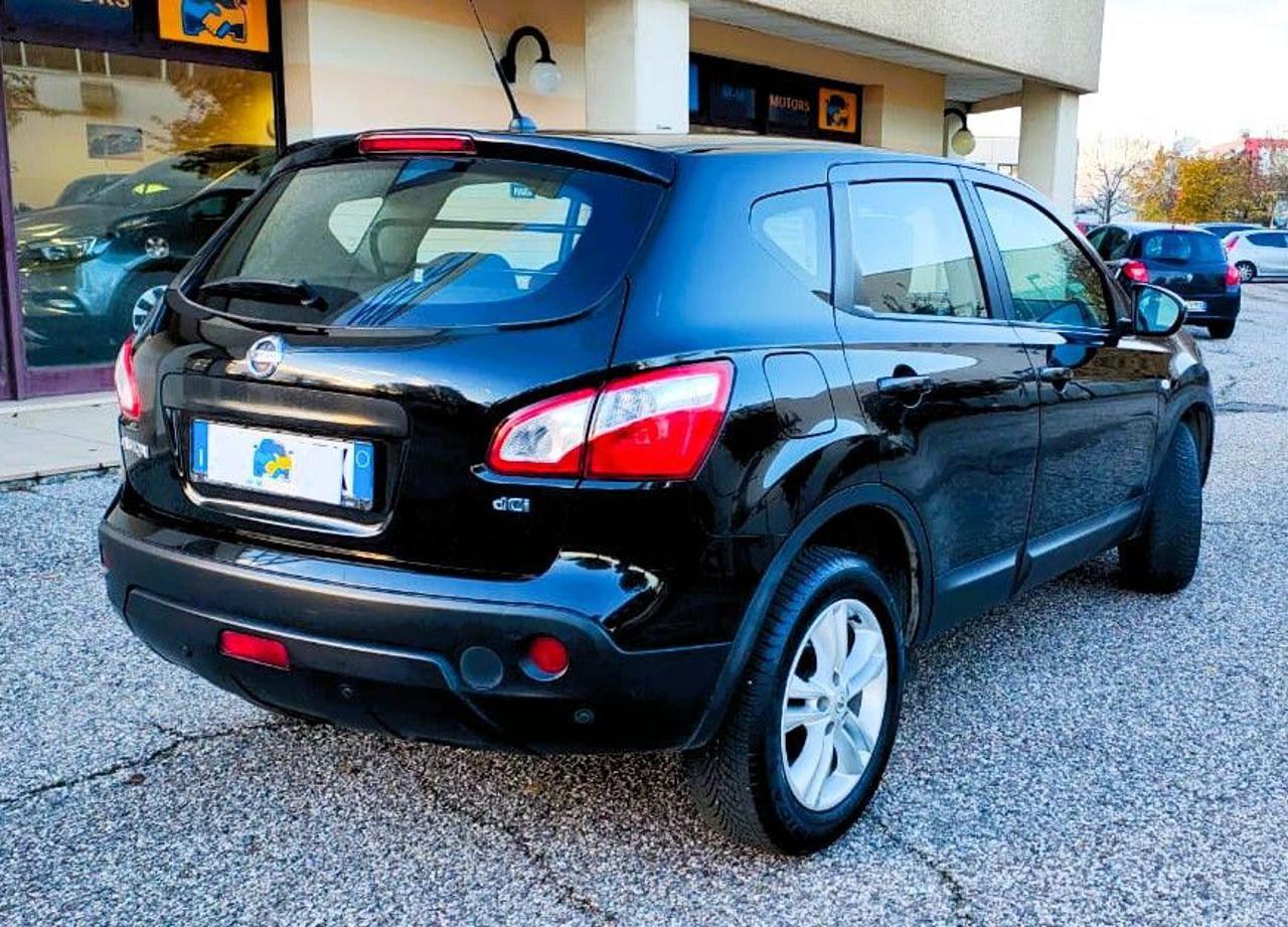 NISSAN Qashqai 2.0 dCi DPF n-tec