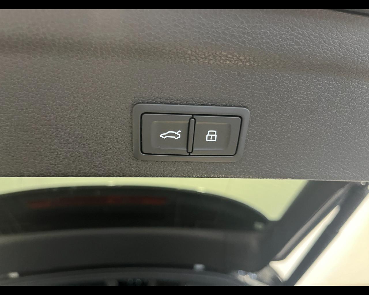 AUDI Q3 SPORTBACK 40 TDI S-TRONIC QUATTRO S-LINE EDITION