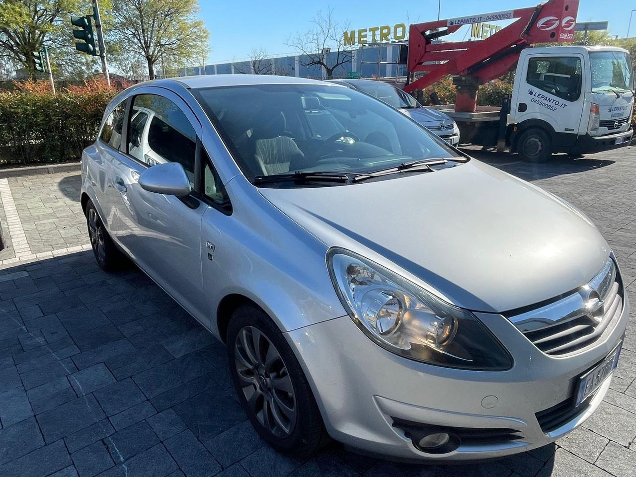 Opel Corsa 1.3 CDTI 75CV ecoFLEX 5 porte Cosmo