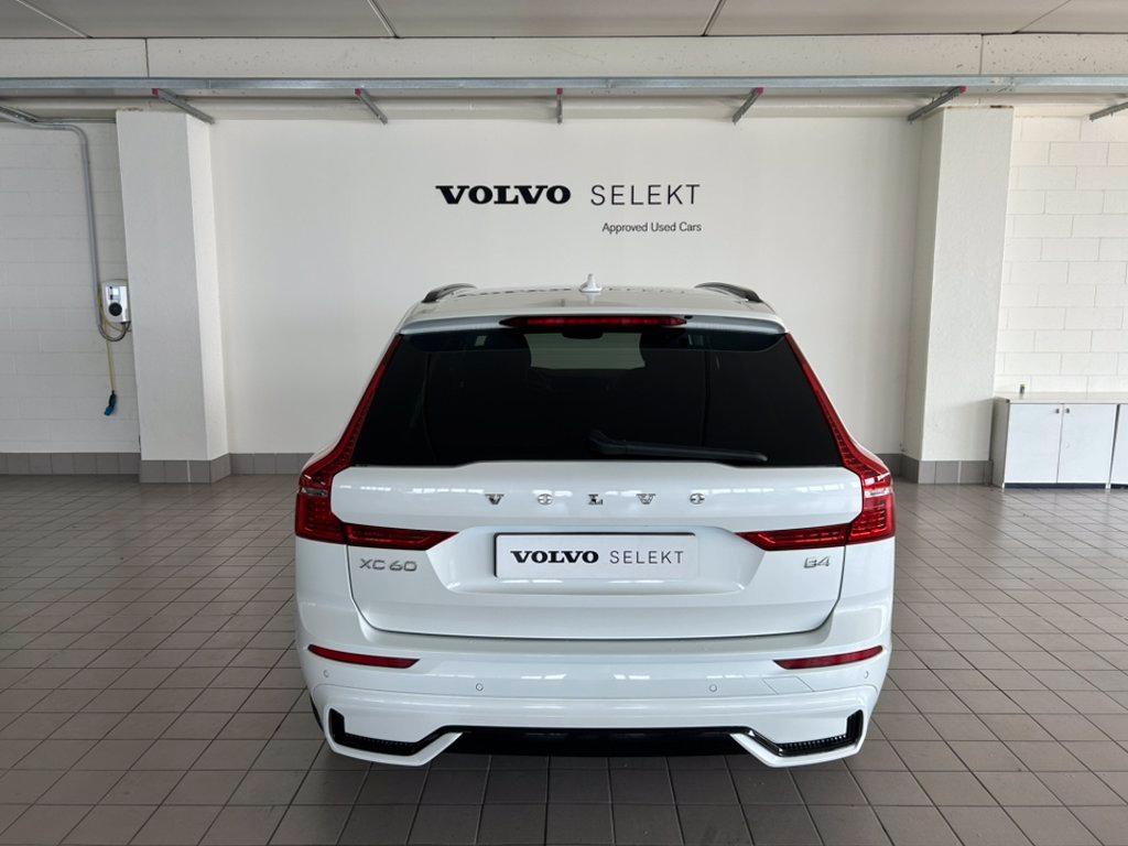 VOLVO XC60 2.0 b4 Plus Dark auto del 2024