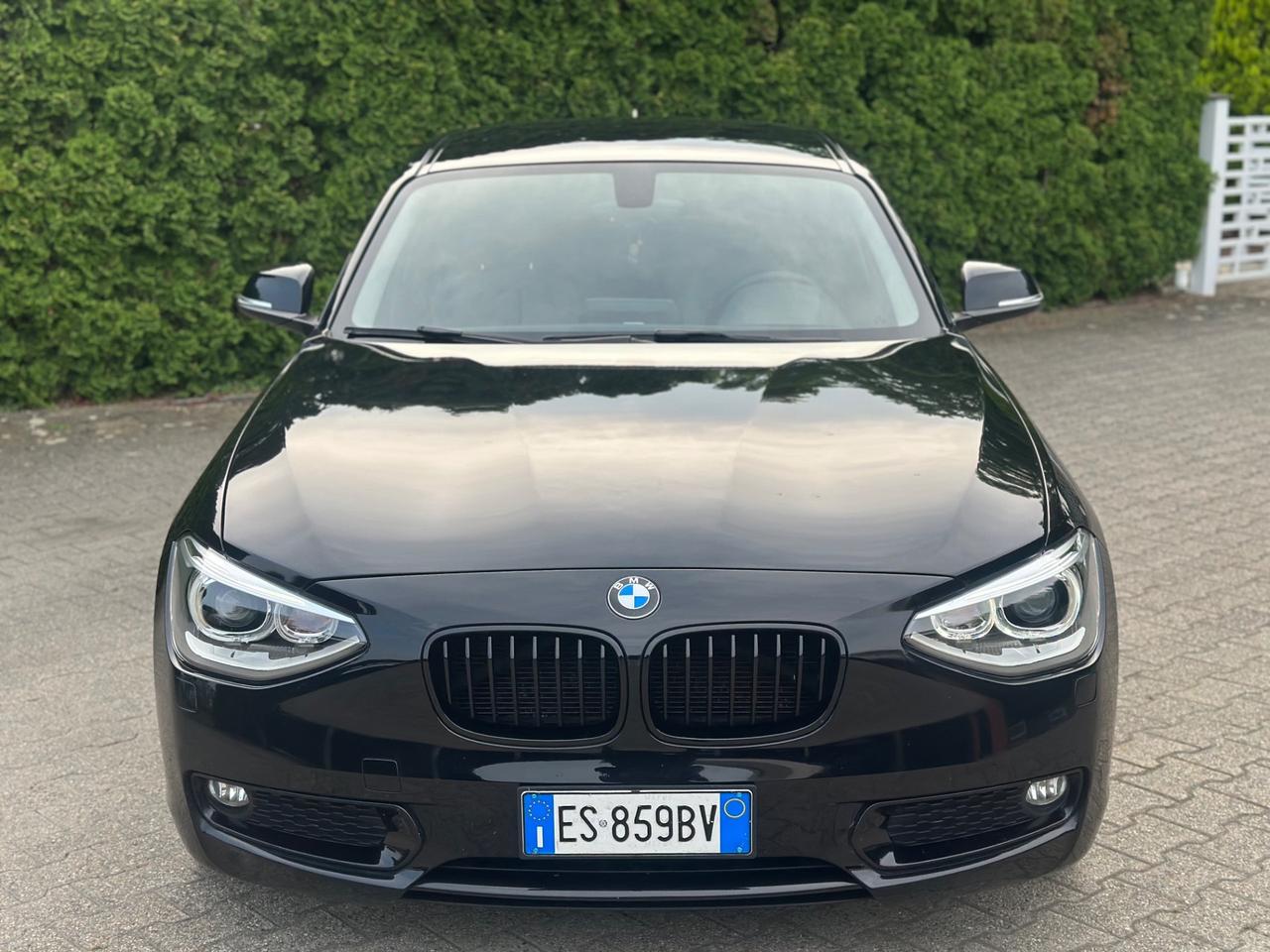 Bmw 116 116d 5p. Urban