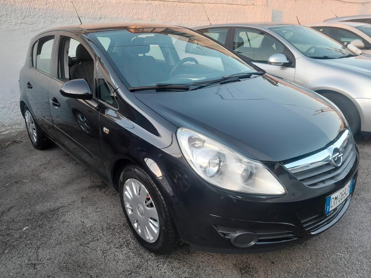 Opel Corsa 1.2 5 porte Enjoy