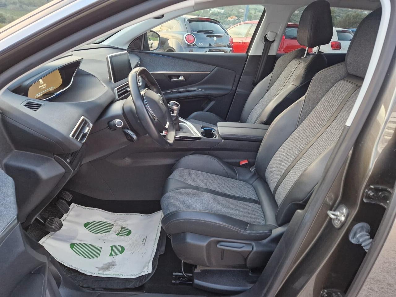 Peugeot 3008 PureTech Turbo 130 S&S Allure