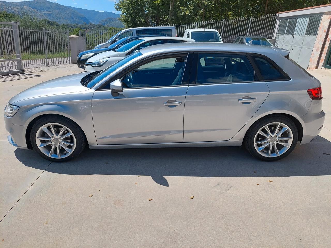 Audi A3 1.6 TDI 116 CV Sport SPORTBACK