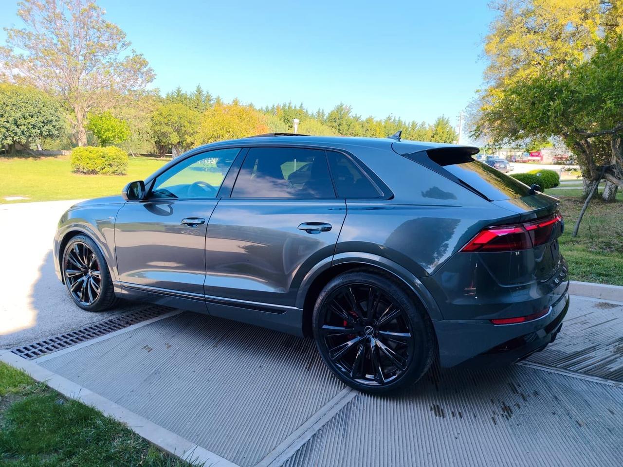 Audi Q8 SUV 50 TDI 286 CV Quattro tiptronic S line edition