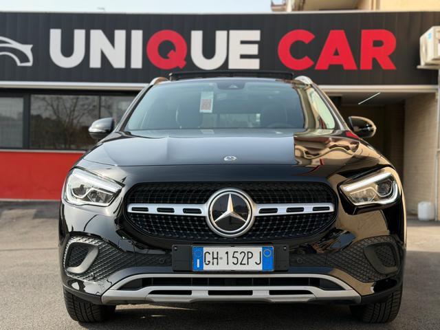 MERCEDES-BENZ GLA 180 d Automatic Business Extra (TETTO)