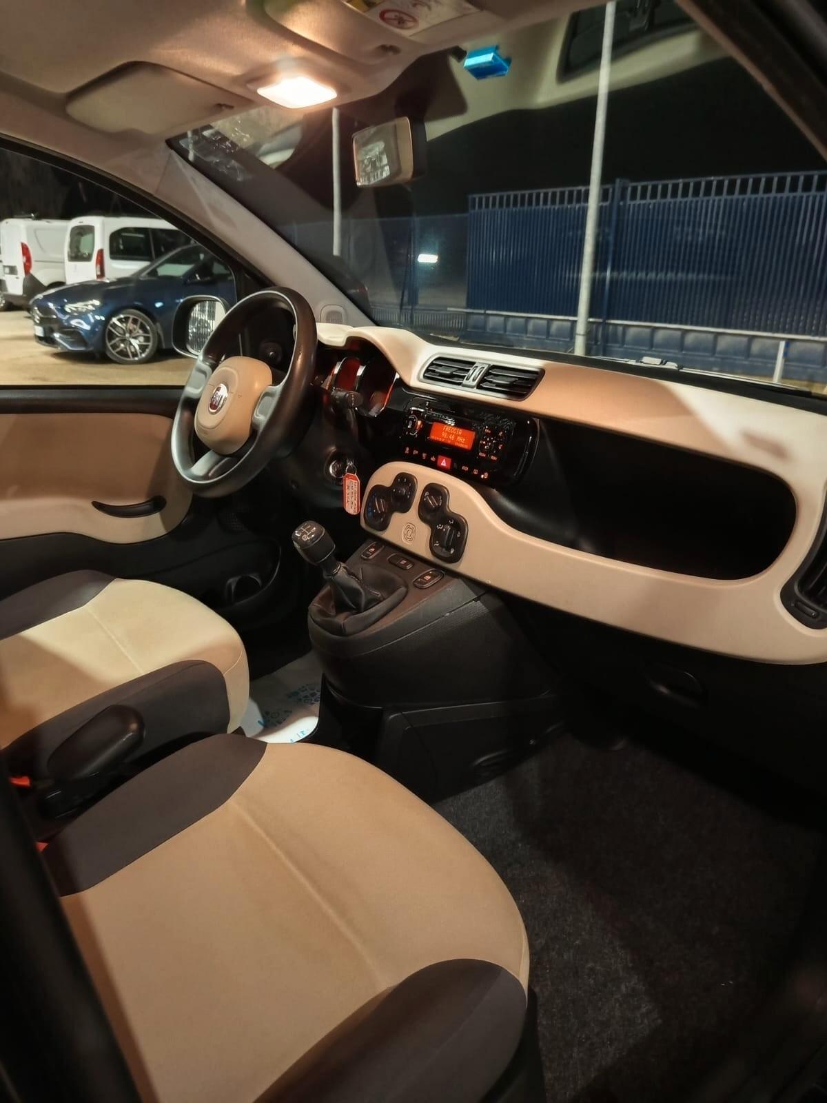 Fiat Panda 1.3 MJT S&S 75CV Easy