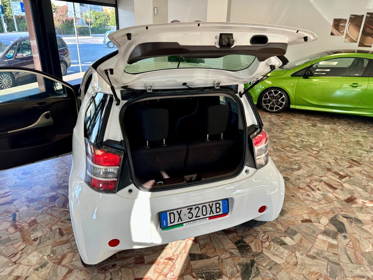 Toyota iQ 1.0 Sol NEOPATENTATI