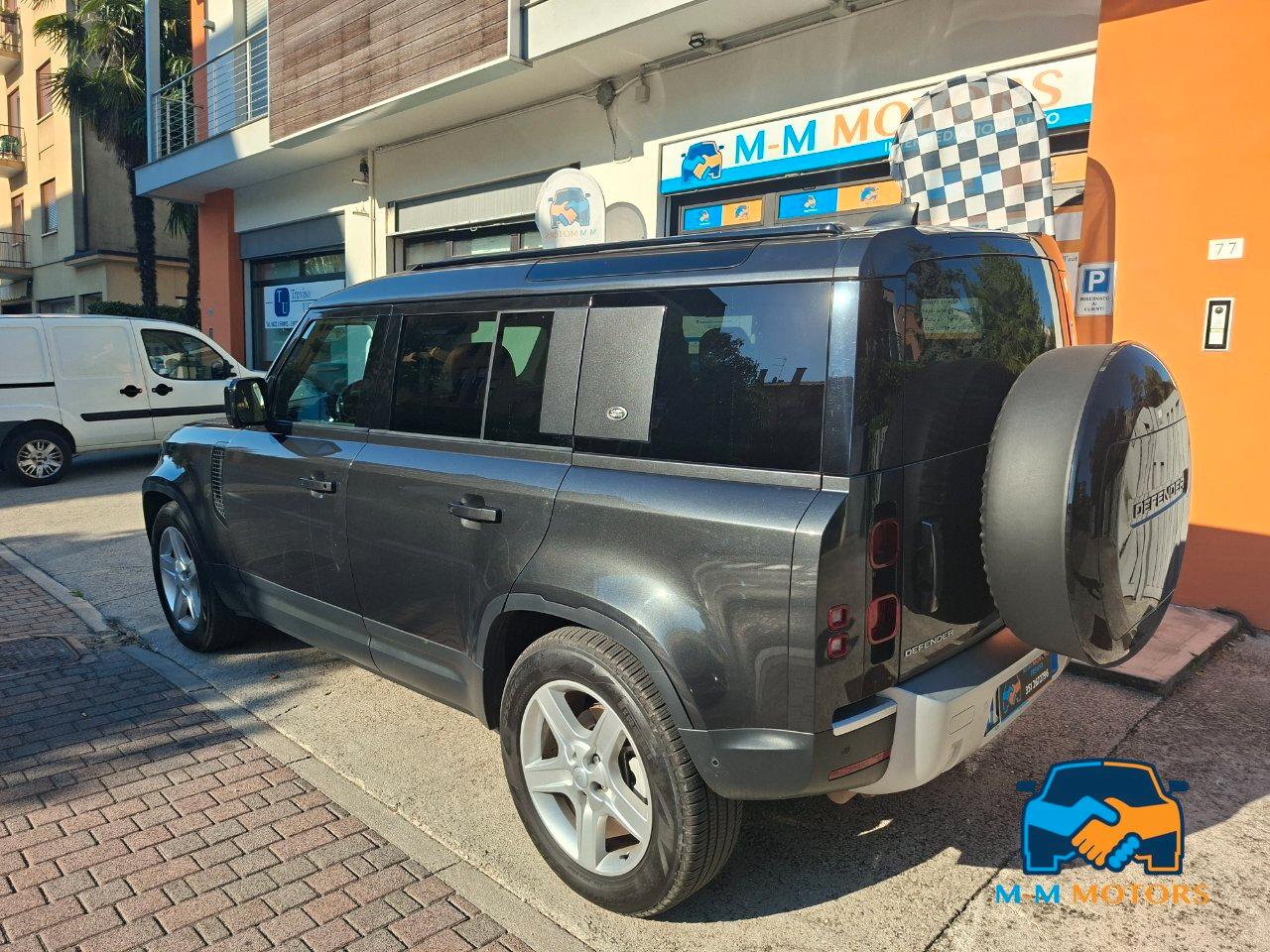 Land Rover Defender 110 3.0d i6 mhev SE awd 7p.ti